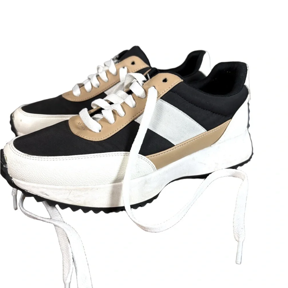 DV Dolce Vita Women’s Breela Sneakers Black White Tan Size 8.5 - Picture 1 of 9